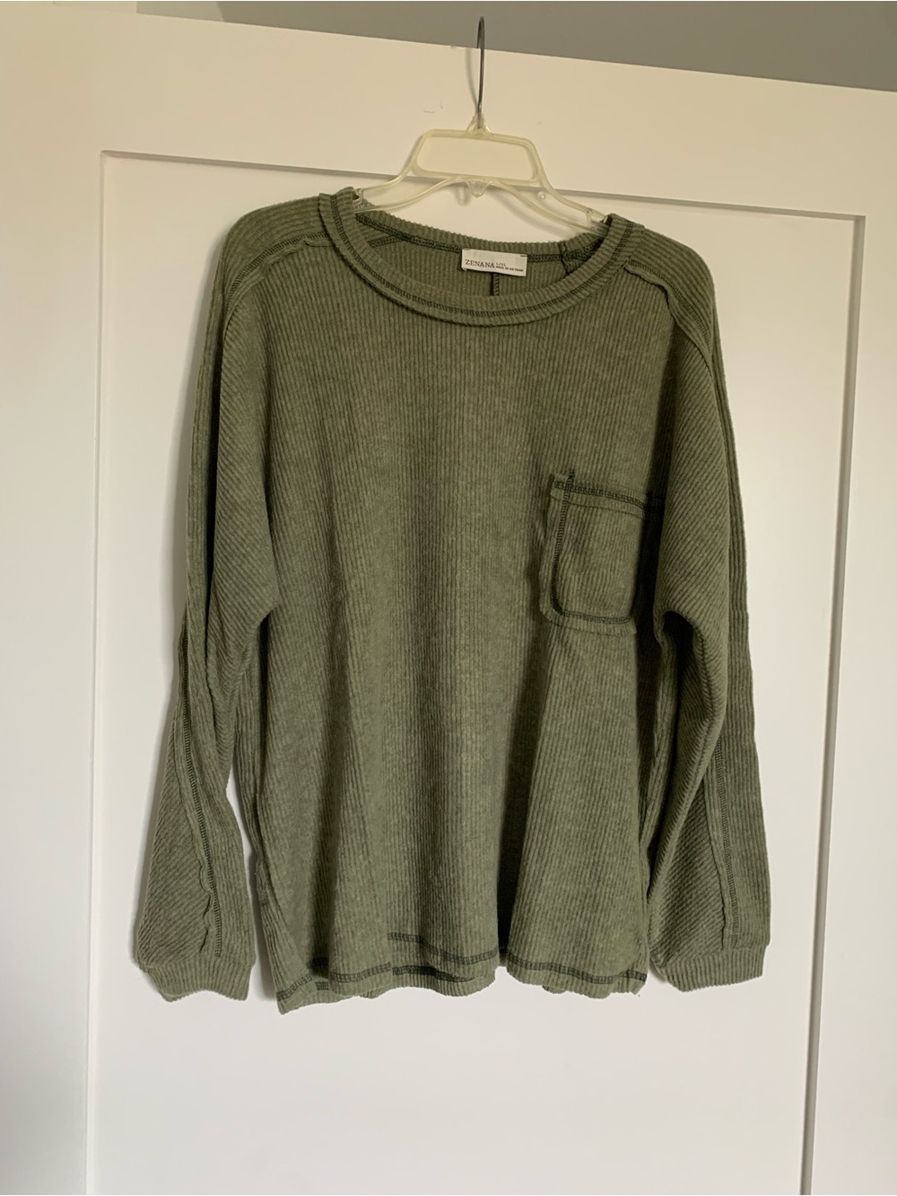 Zenana Olive Green Oversized Ribbed Long-Sleeve Pocket Top NWOT 🌴
